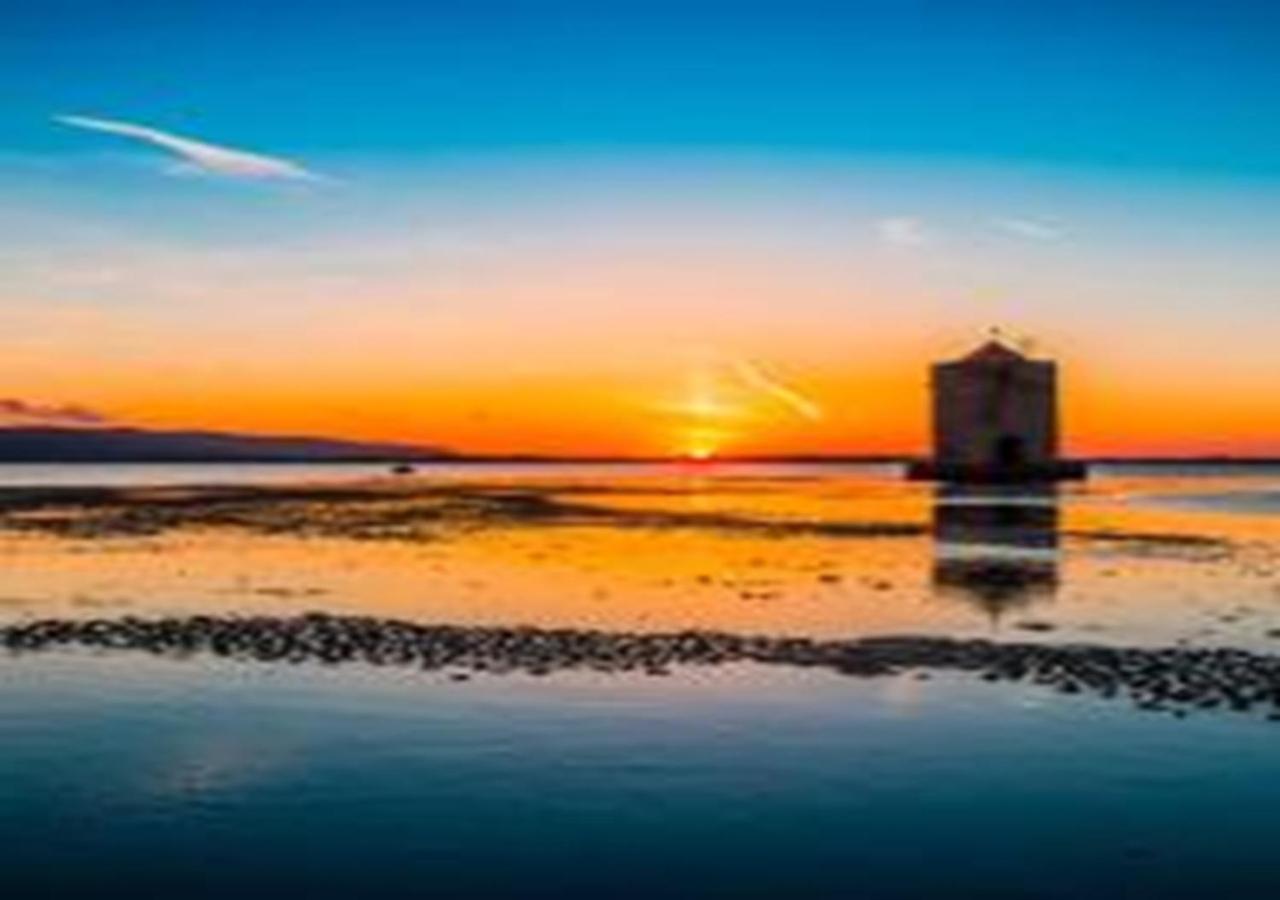 App - Il Fenicottero Con Parcheggio Gratuito Ad Orbetello ออร์เบเตลโล ภายนอก รูปภาพ